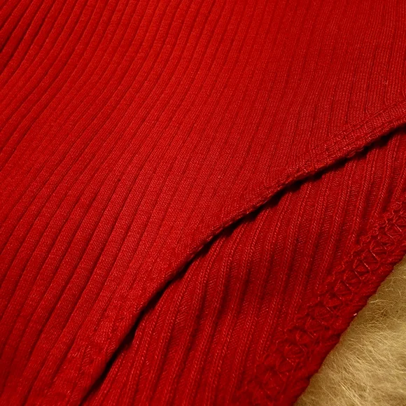 NWOT Divided by H&M red ribbed body suit woman size XS - Picture 4 of 5